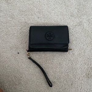 Tory Burch Black Leather Wristlet Wallet